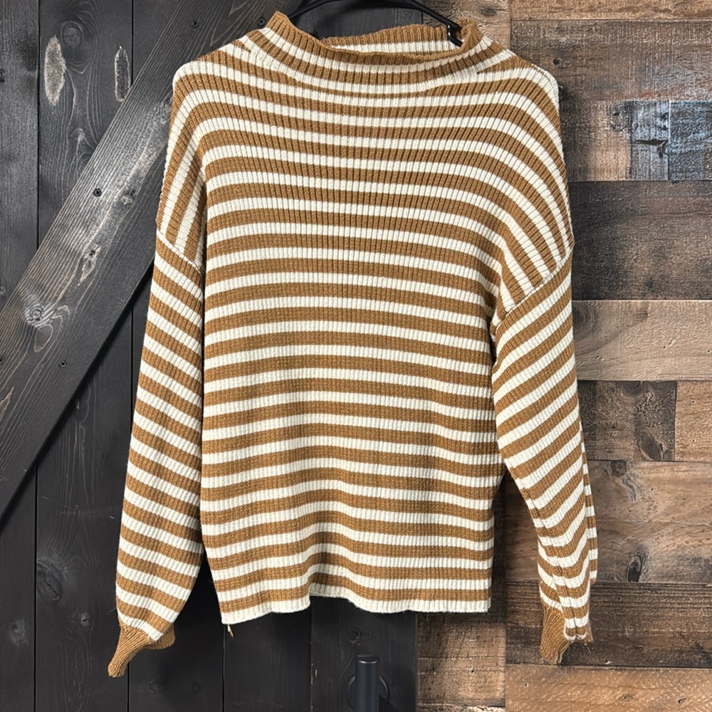 Striped American Eagle Women’s Sweater